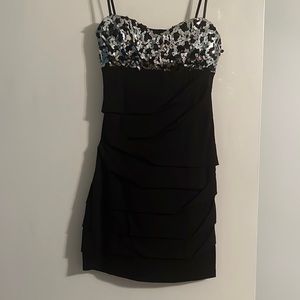 Black dress, city triangles, size small